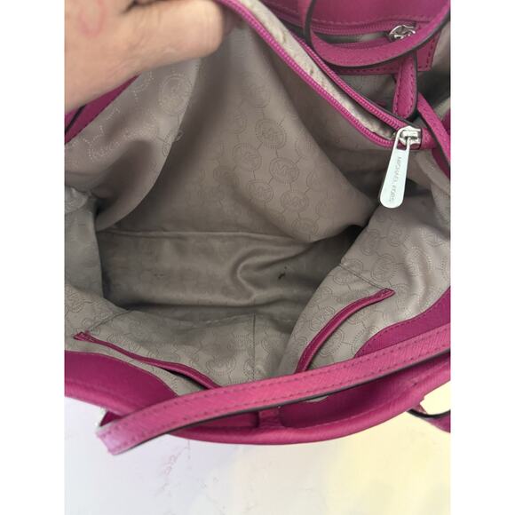 Michael Kors Dark PINK Large Jet Set Tote with Matching Wallet - Picture 6 of 16